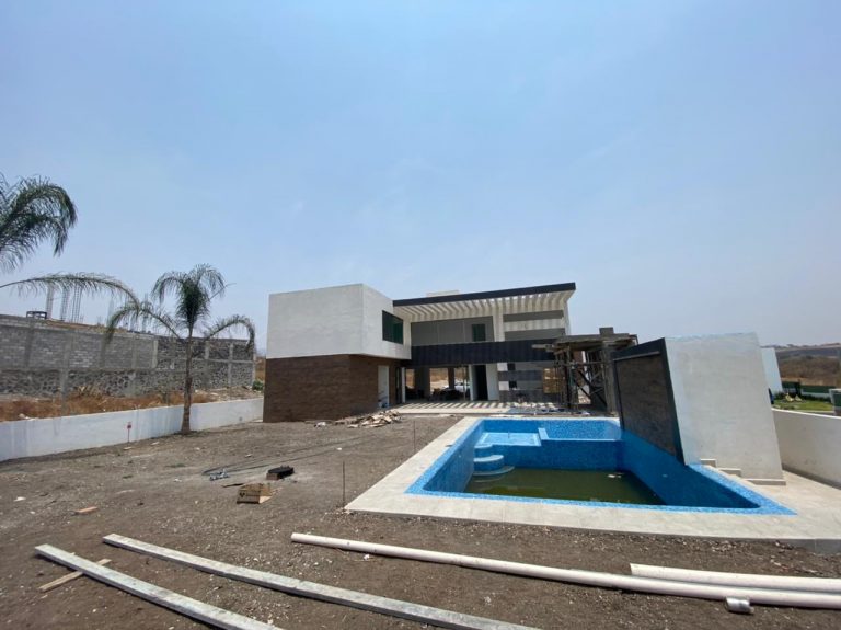 PHOTO-2021-04-26-21-17-03